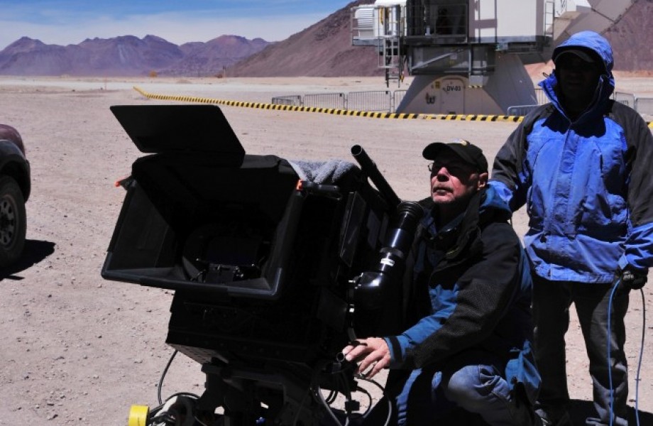 20.-Malcolm-Ludgate-with-IMAX-Camera-HIDDEN-UNIVERSE-682x1024